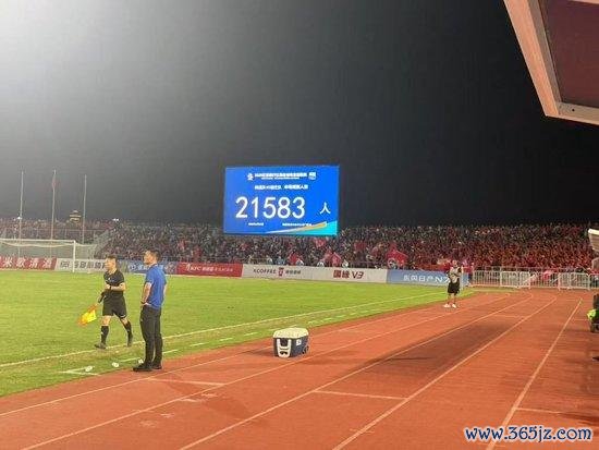 苏超：超20万球迷制造全城狂欢 一场南通全域的奏效