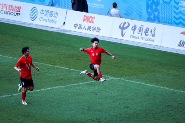 十五运男足U18广东队开门红！深圳赛区氛围激烈
