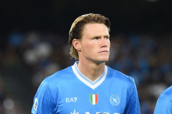 麦克托米奈提神甲打进14球，追平弗格森并排苏格兰球员最多