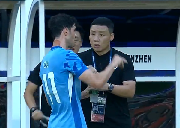 恭喜！中超又一队保级基本凯旋，前国足天才旋转乾坤，赢回主动权