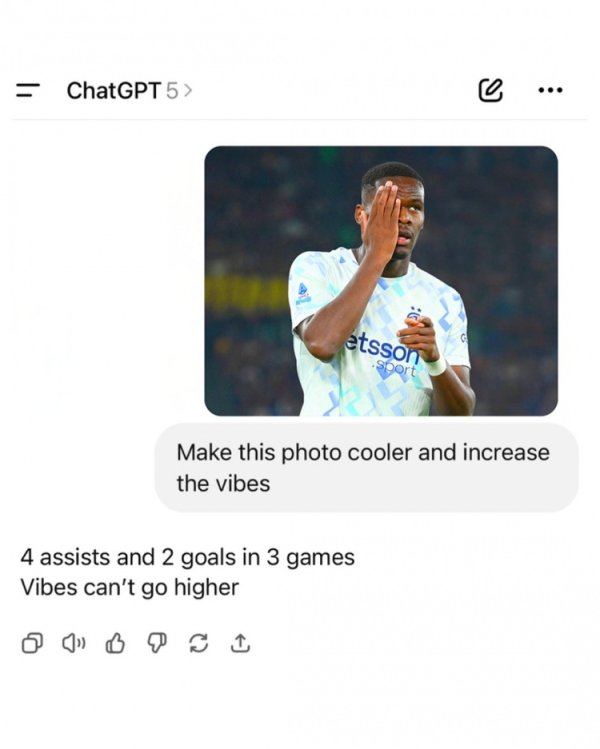 国米官推整活AI要给博尼修图，AI恢复：3场2球4助，没法更嗨了