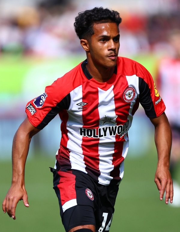 英超仅上96分钟! 记者: 卡瓦略探求冬窗离开小蜜蜂, 可能重返德甲