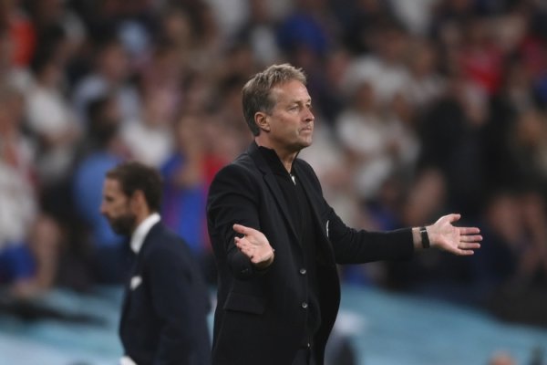 尤尔曼：希克是否首发复出待定，球队任重道远德国杯专注晋级