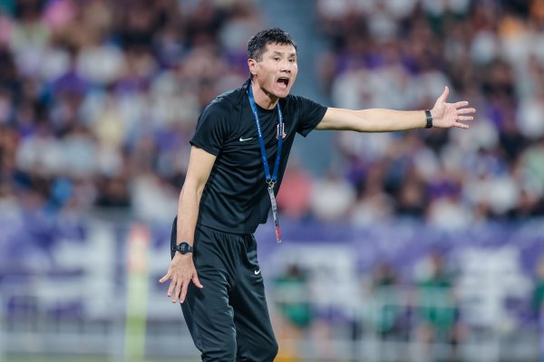 足球报：邵佳一阐述出任中国国度队新任主帅！