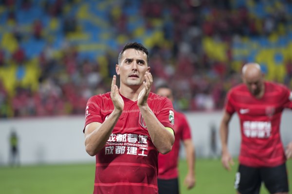 记者谈蓉城无缘冠军：关键本事掉链子，可惜了那么优质的东谈主员竖立