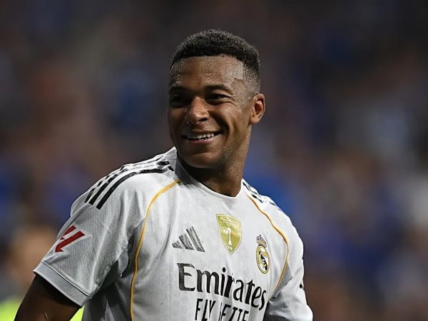 皇马联赛6连胜开局，客战马德里竞技，阿隆索有望追平20年前记载