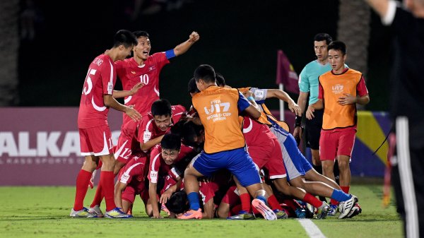 力压德国、哥伦比亚💥朝鲜U17寰宇杯2轮轰6球 4分暂居小组第1！