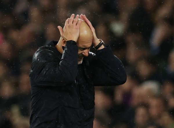 TA：输给纽卡对曼城的争冠是个要紧打击，也错过了追逐枪手的契机