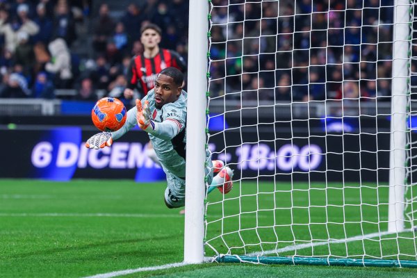 罗马诺：迈尼昂续约客岁就已所有这个词停滞，国米并莫得骨子性斗殴球员