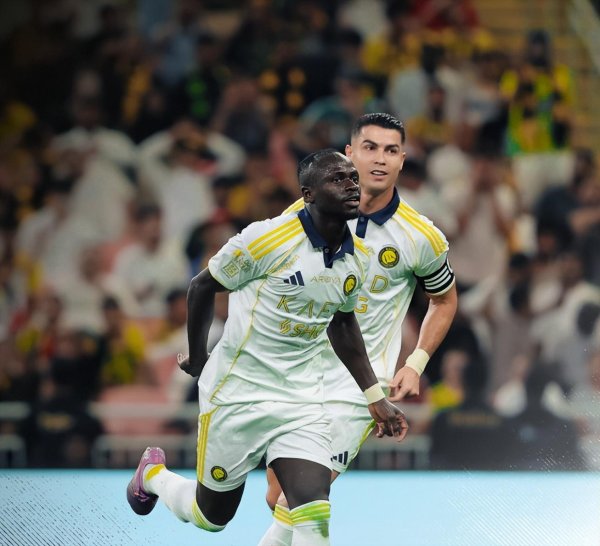 2:0！马内传射+寰宇波，C罗6场5球，利雅得收效4连胜赢下榜首大战