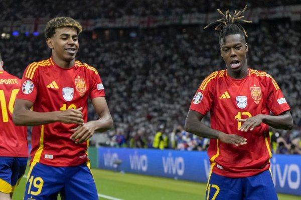 男东谈主的抓念😂尼科：亚马尔有惊东谈主的天禀，但他知谈我是他父亲